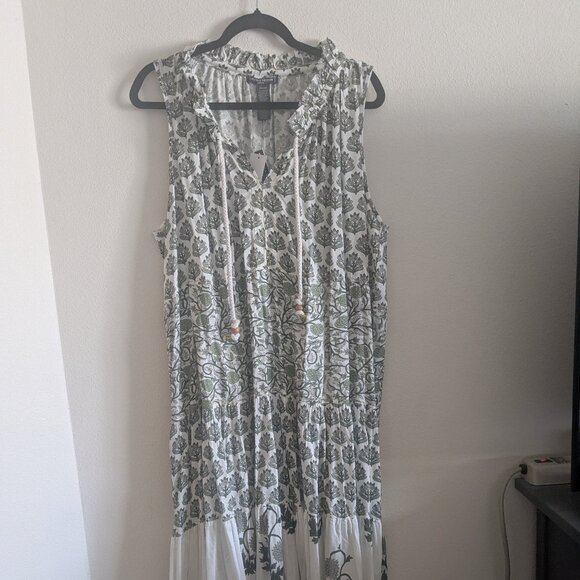 Chelsea & Theodore Maxi Dress - Picture 1 of 4